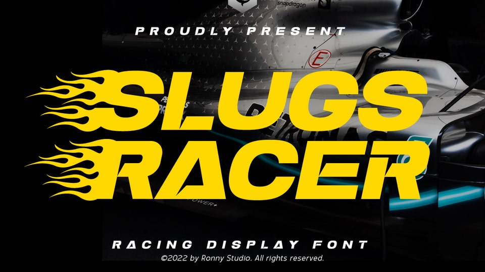 

Slugs Racer: An Elegant Racing Display Font