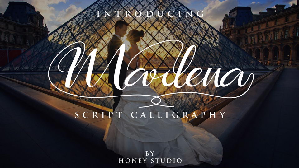 Marlena - a modern calligraphy script